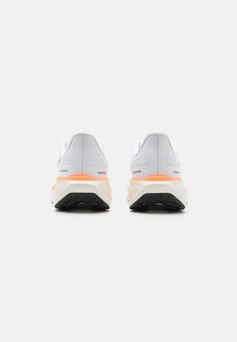 High-Performance Running Shoes